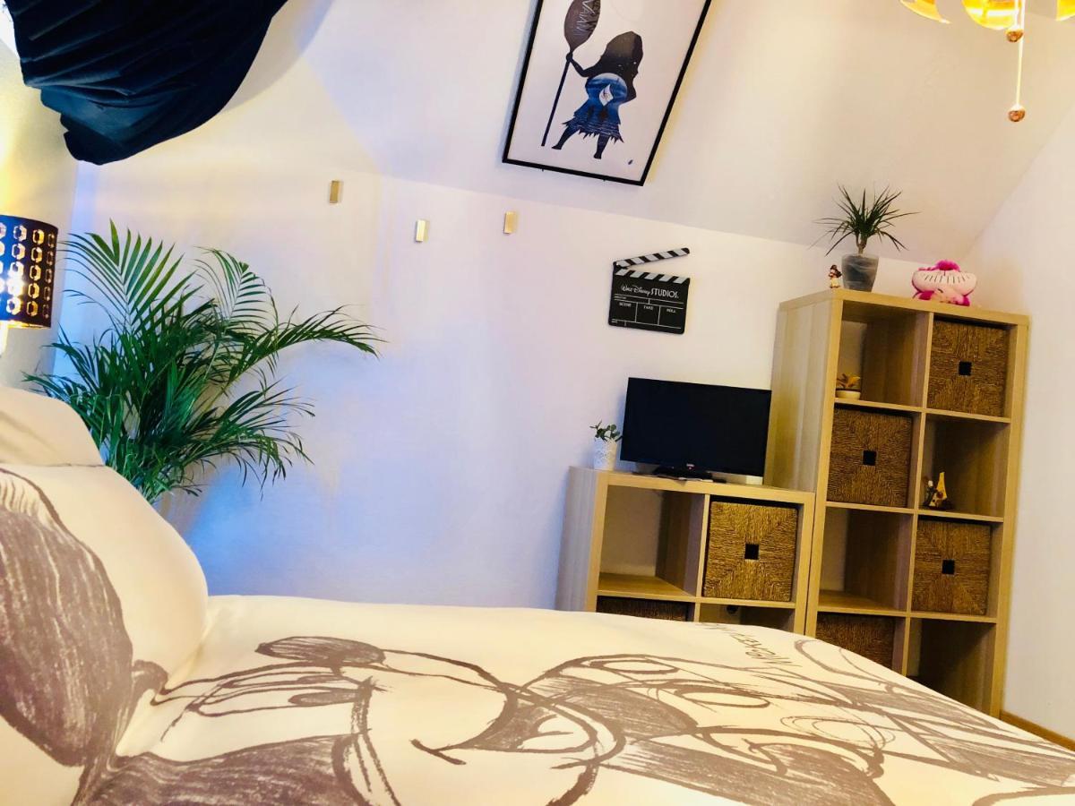 Chambres D'Hotes A Themes A 2,4Km Du Parc マニー＝ル＝オングル エクステリア 写真